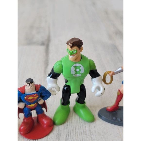 DC Comics Wonder Woman flash Green Lantern Superman Hawkman toy figure playset - Picture 7 of 13